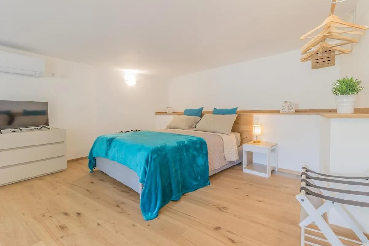 Apartman La Casetta Di Lillie Lierna
